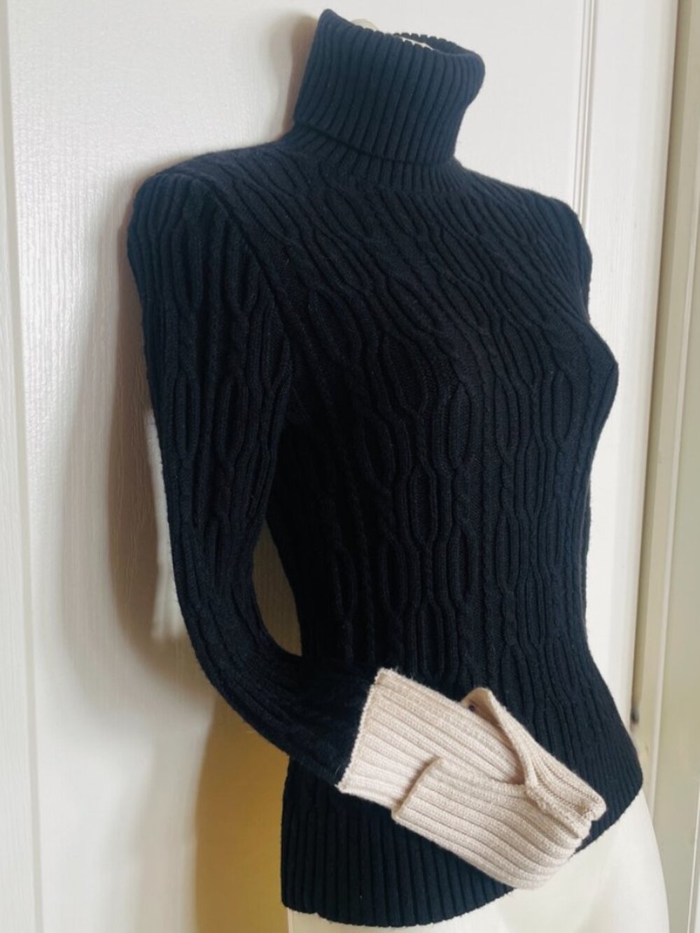 Zara Cable Knit Extra Long Sleeved Turtleneck